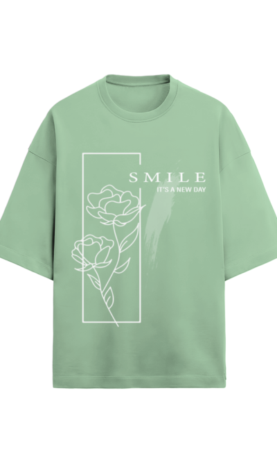 Smile, It's a New Day Women’s Graphic Oversize T-Shirt